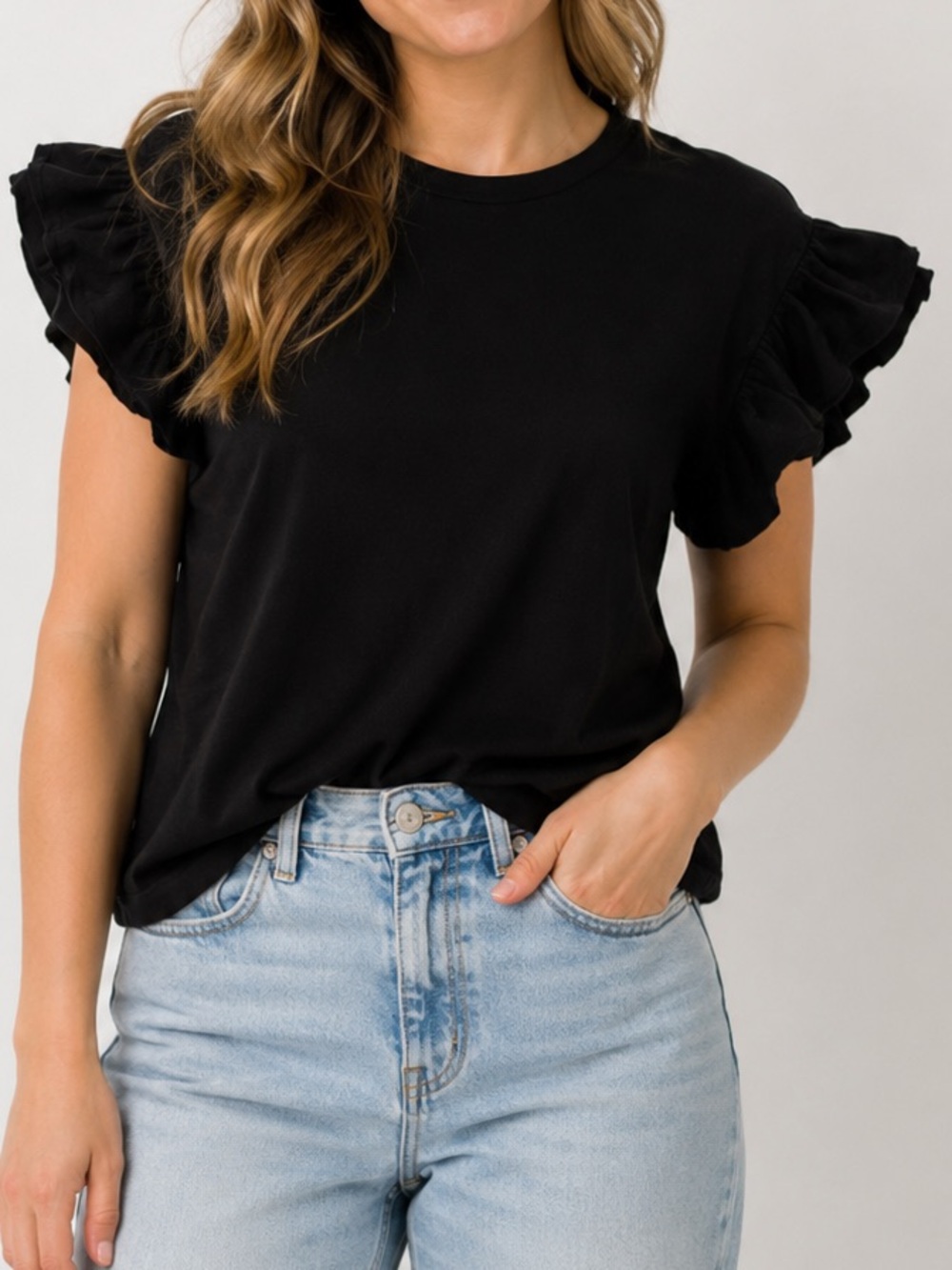 Chelsea & Violet Black Ruffle Sleeve Knit Top Women’s Medium